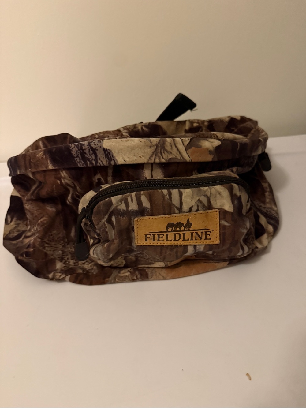 Vintage 1990’s- Fieldline camo Fanny pack/waist bag